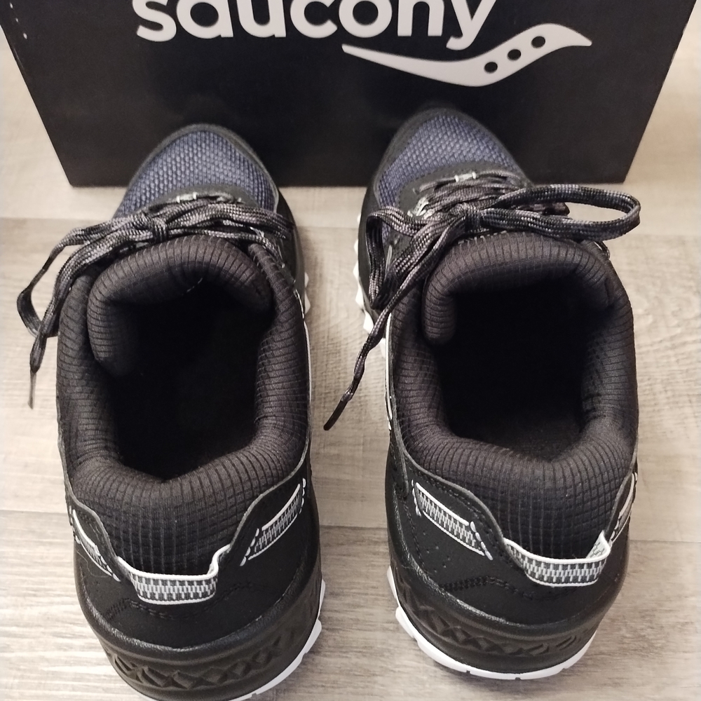 NWT!! Saucony VERSAFOAM Excursion TR13 Black and White Trail Shoes - Picture 4 of 5